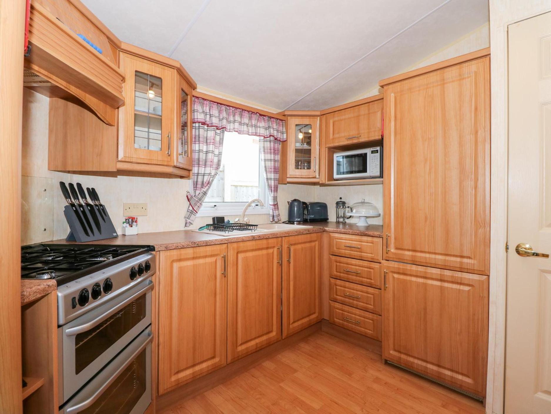 Ty Newydd Caravan Пулхели Экстерьер фото